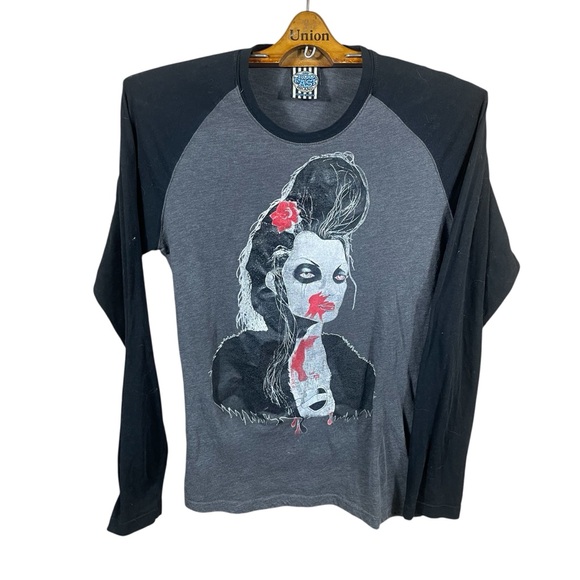 Too Fast Dead Pin Up Girl Women’s Graphic  Long Sleeve T-Shirt Size M - Picture 1 of 7